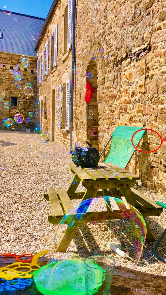 10 courtyard in summer IMG_2872